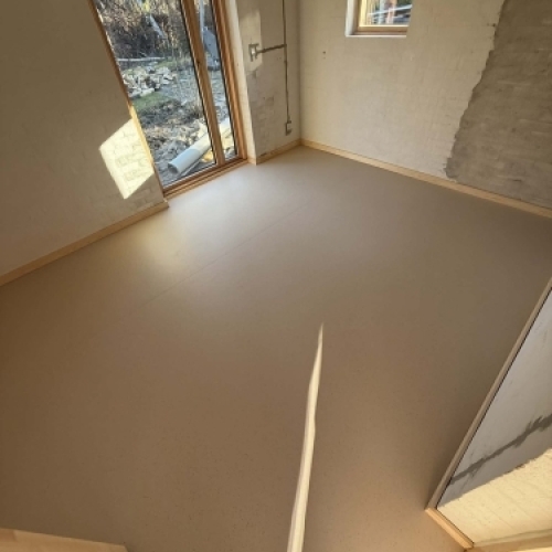 Linoleum montering i stue