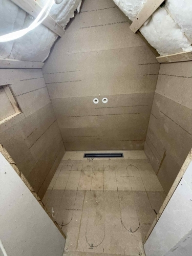 Lægning af vådrumsvinyl