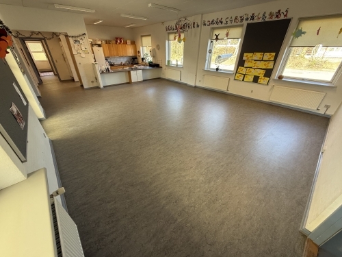 Linoleumsgulv montering i børnehave